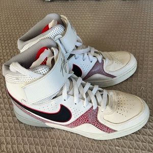 Rare! Men's 9/11/13 Nike Space Flight high top Red White Size 9.5 
630772-100.